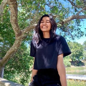 Meet your Posher, Tania